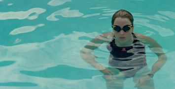 Adèle Haenel : "Je jure que je ne nage pas dans mon prochain film !"