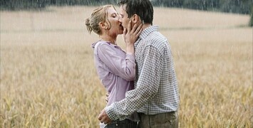 Top 5 des premiers baisers très romantiques