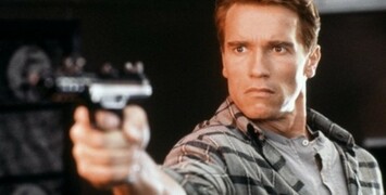 Schwarzenegger dans Black Sand