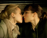 Le baiser entre Noomi Rapace et Rachel McAdams dans le nouveau De Palma
